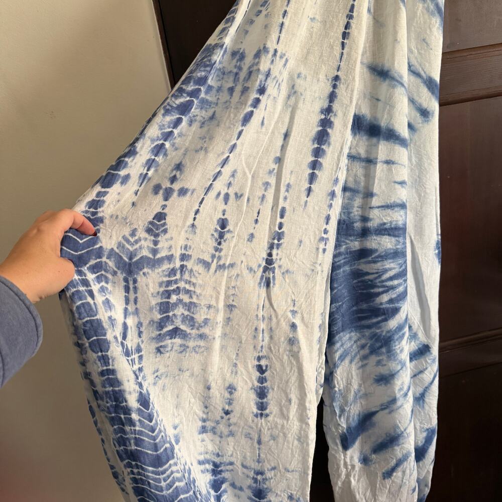 FREE PEOPLE Moody Blues Blue and White Tie Dye Balloon Leg Jumpsuit extra Small - Picture 4 of 9